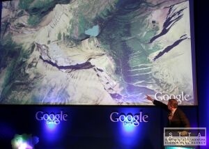 Na Google Earth je možné skúmať povrch Mesiaca