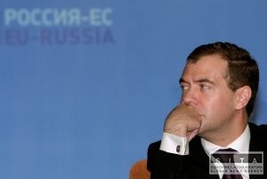 MEDVEDEV: Chodorkovský sa musí priznať, aby dostal milosť