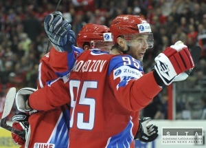 Premiérové ocenenia v KHL zbierali najmä Zaripov a Morozov
