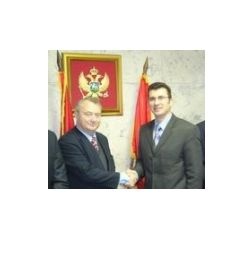 Slovensko inpiruje iernu Horu na ceste do NATO