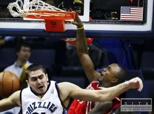 Výsledky pondelňajších stretnutí NBA