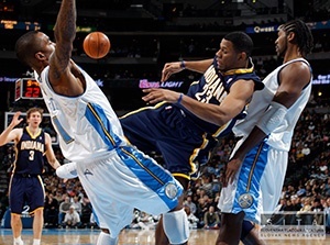 Spurs vyhrali v Miami, v Denveri strelecké hody