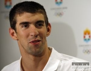 Michael Phelps rozdával autogramy svojim čitateľom