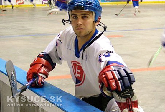 Hokejbalov talent z Kysuckho Novho Mesta Pavol Slovk poma na Majstrovstv sveta v Kanade