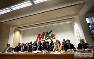 SMK chcela stopnúť Maďaričovu novelu o štátnom jazyku