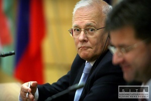 Nestotoujme extrmistov s nrodom, iada Lajk