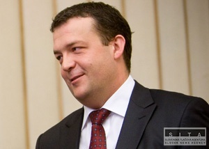Chce nakúpiť terénne autá za 7,5 milióna