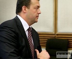 Baška chce vyčistiť trh s firmami