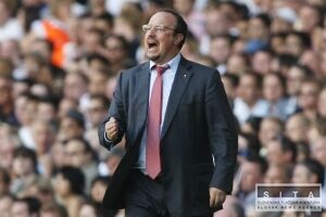 Benítez experimentoval so zostavou, Leeds vzdoroval