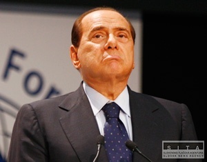 Berlusconi si údajne objednal 30 žien