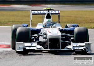 Lotus sa vracia do F1, nahradí BMW-Sauber