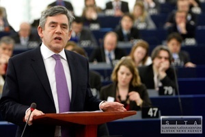 Gordon Brown vyšle do Afganistanu ďalších 500 vojakov