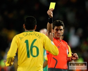 Najlepší švajčiarsky arbiter s trojzápasovým trestom