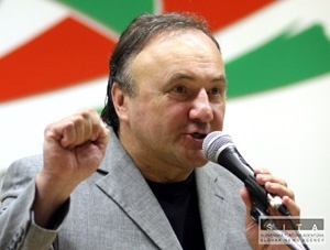 Polcia preruila sthanie pre vyhrky P. Cskymu