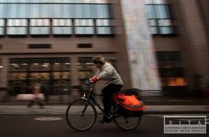Na chodcov a cyklistov budú policajti prísnejší