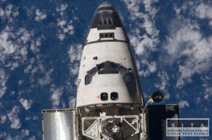 Raketoplán Discovery sa vracia na Zem