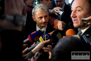 Nežná revolúcia spojila SDKÚ, KDH a SMK