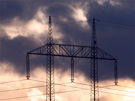 42-ročný muž z Čadce odoberal elektrinu načierno