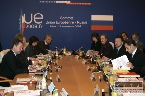 Summitu EÚ-Rusko dominovala finančná kríza