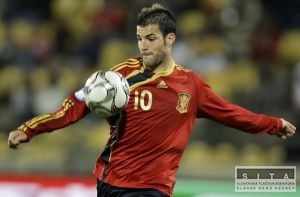 Fabregas kritizuje správanie bývalého spoluhráča Adebayora