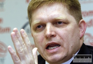 Fico kritizuje banky kvli financovaniu PPP projektov
