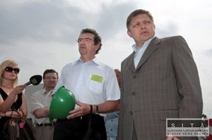 FICO: Stavba terminálu v Bratislave ide podľa plánu