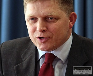 Komerčné banky v SR sú podľa premiéra v netradičnej situácii