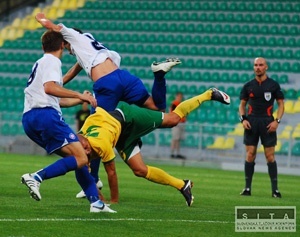 �ilina nie je naivn�, varuje Kralj b�val�ch spoluhr��ov