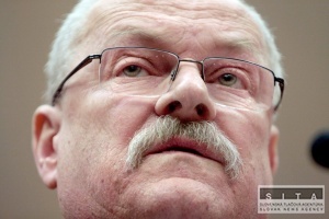 Gašparovič v Rumunsku aj o finančnej kríze