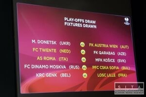V play-off aj duel Genk - Lille, Stoch proti Karabachu