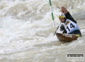 RÝCHL. KANOISTIKA-MS: Hagara v C1 mužov na 200 m siedmy
