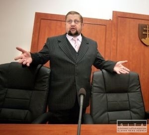 Harabin podľa Radičovej podkopáva právny štát