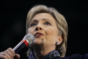 Svet na Irán nebude čakať donekonečna, povedala Clintonová
