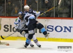Súhrn výsledkov piatkových zápasov slovenskej hokejovej Slovnaft extraligy