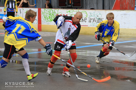 Hokejbalov extraliga: HBC irafa ilina - HBK Autoprofit adca 4:3