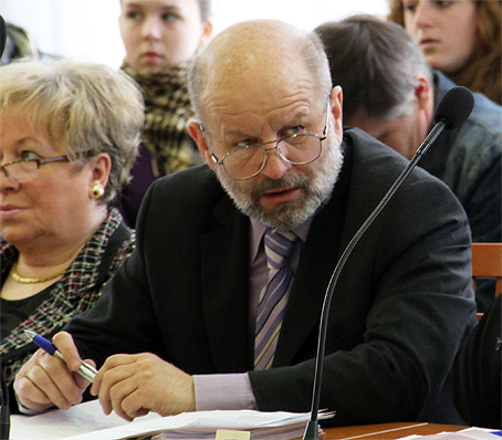 Poslanec MZ v Čadci sa vzdal členstva v mestskej rade, dôvodom bolo ovplyvňovanie