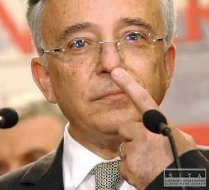 Rumunsko vraj môže dosiahnuť prijatie eura v roku 2014