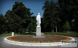 V Petralke zretaurovali pomnk Janka Kra 