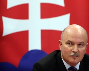 Januek trv na tom, e zkon nebol poruen