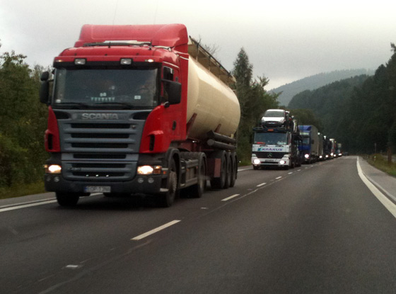Z kamióna v Oškerde ukradli 700 litrov nafty