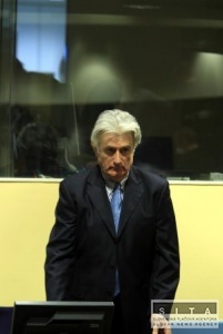 Karadžič chce odložiť začiatok procesu o 10 mesiacov