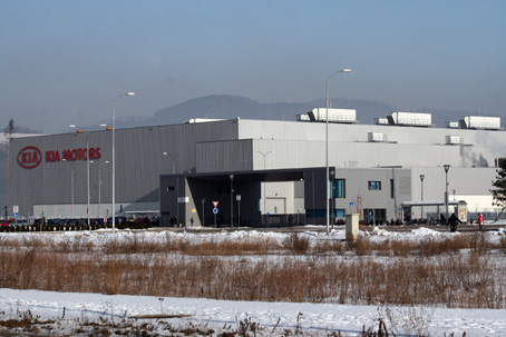 Kia hľadá do novej motorárne ešte 170 ľudí