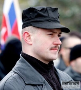 Kotlebu za pozdrav Na stráž ! už nestíhajú