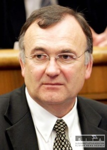 Kovarčík opäť kritizuje zásah polície, tentoraz pre Michaľany