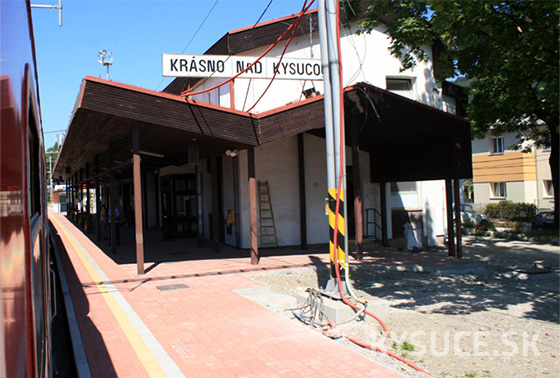 Vlak zrazil mua medzi adcou a Krsnom nad Kysucou
