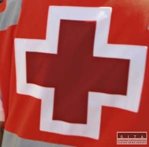 Oslobodzovanie pracovníka červeného kríža zlyhalo