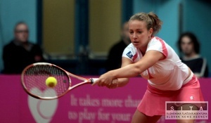 Postup debutantky K. Kučovej do 2. kola Wimbledonu