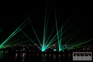 Silvestrovský ohňostroj nahradí v Seredi laserová show