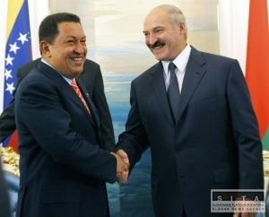 Chávez s Lukašenkom posilňujú spoluprácu