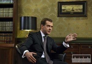 Medvedev bloguje aj po boku kritikov vlády